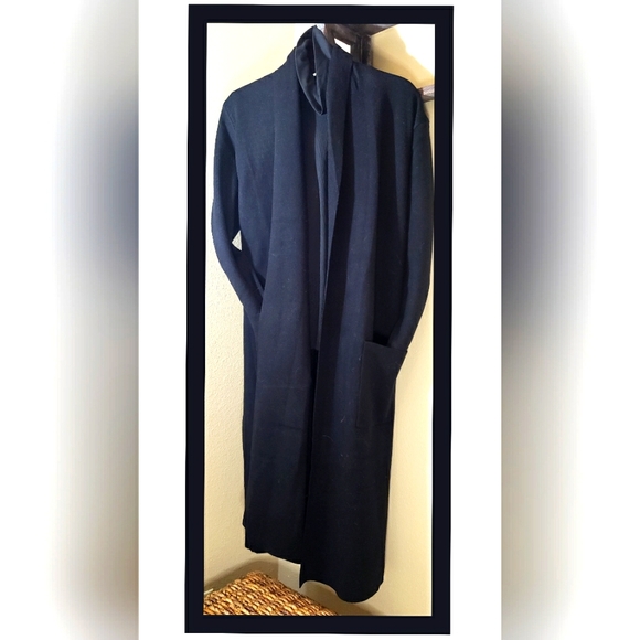 NWT Long black Staple Sweater...S, M. L - Picture 1 of 1